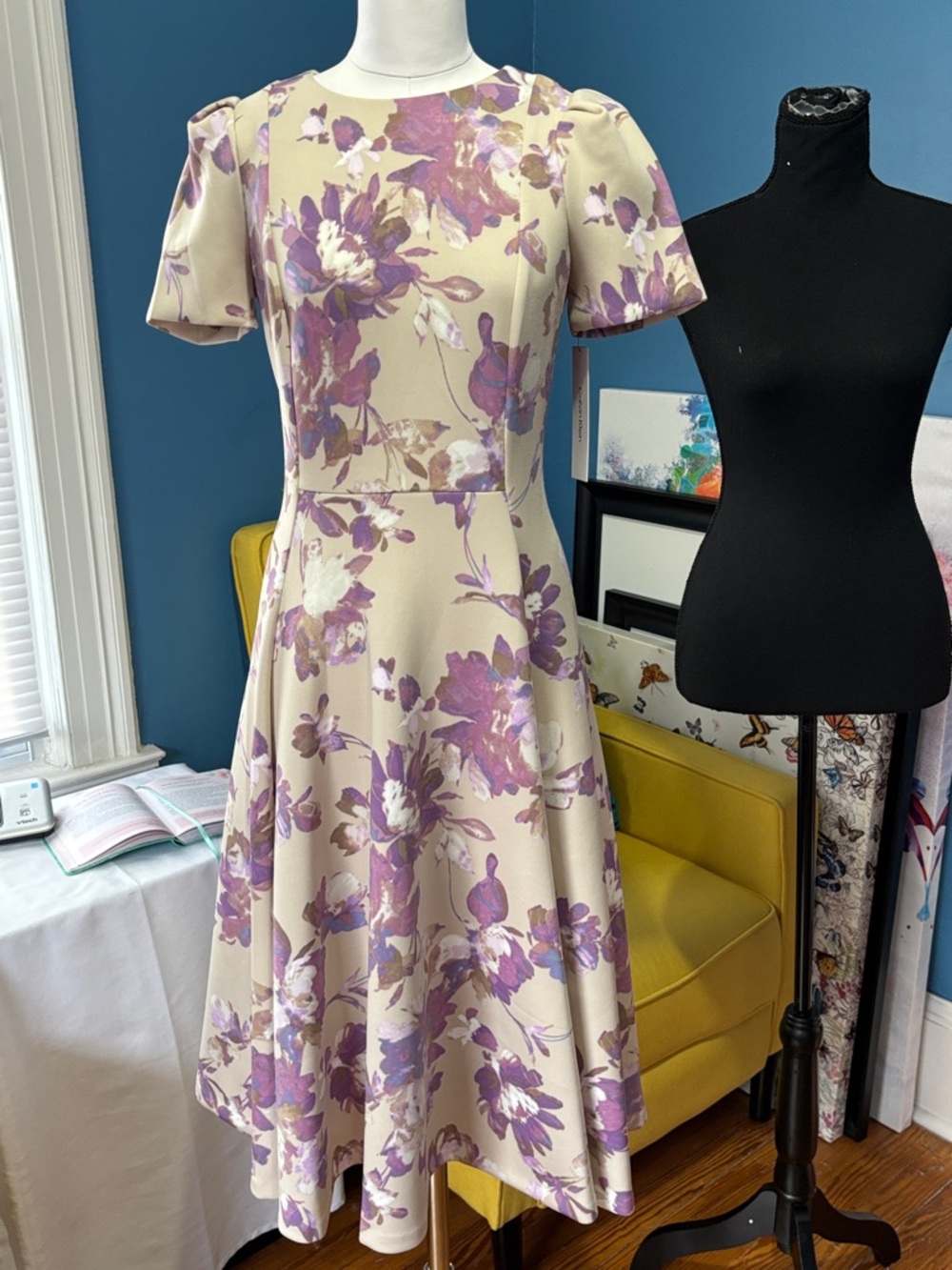 Calvin Klein Lavender Floral Midi Dress in Cream - Picture 4 of 10
